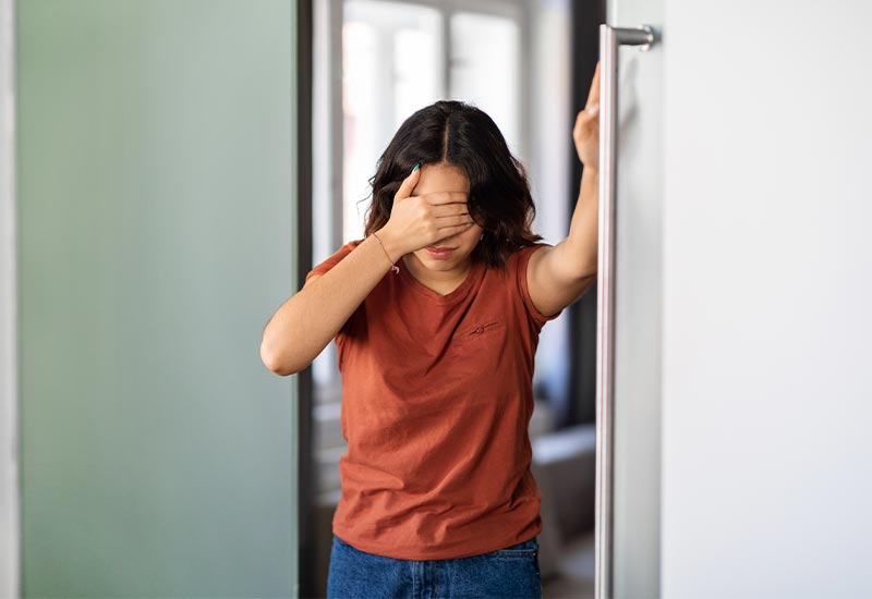 Hangxiety-Meaning-Why-Alcohol-Can-Trigger-Anxiety-After-Drinking