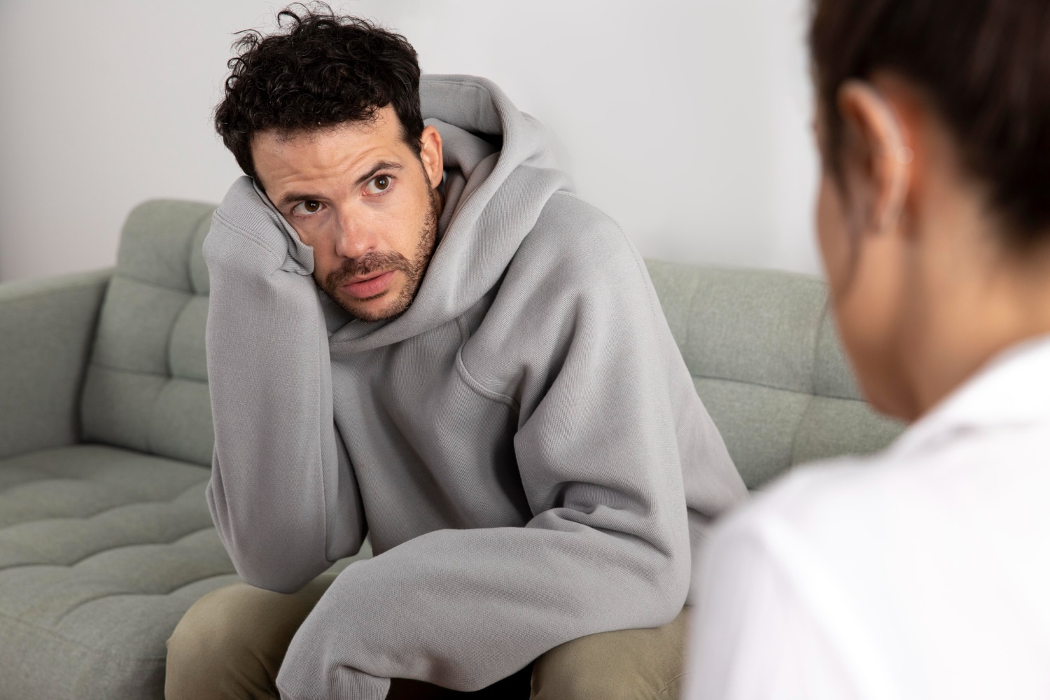 What Actually Happens Inside a Partial Hospitalization Program for Young Adults